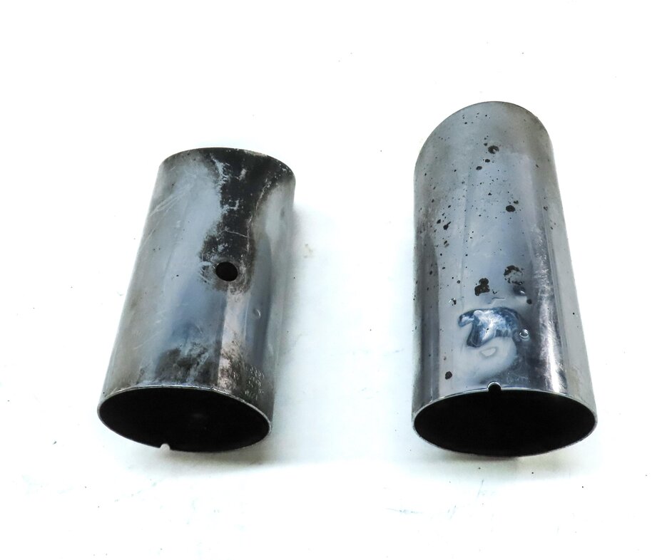 Thumbnail 4: 15-20 AUDI A3 (8V) REAR LEFT & RIGHT 2.0L TURBO MUFFLER EXHAUST TIP SET (SILVER)