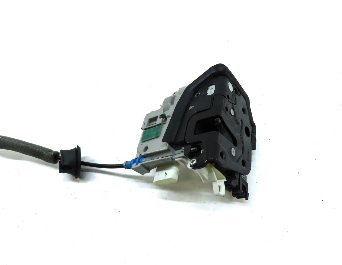 Thumbnail 4: 15-21 AUDI A3 S3 A4 Q5 TT (8V B9 MK3 FY) RIGHT FRONT PASSENGER DOOR LOCK LATCH