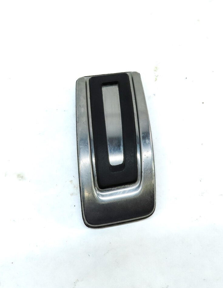 Thumbnail 8: 2017 AUDI A3 (8V) DRIVER FOOT REST BRAKE PEDAL GAS PEDAL COVER TRIM SET 3