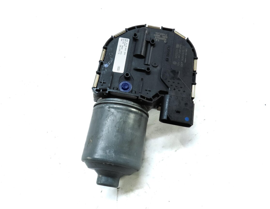 Thumbnail 2: 2015-2018 AUDI A3 S3 RS3 (8V) SEDAN / CONVERTIBLE - FRONT WINDSHIELD WIPER MOTOR