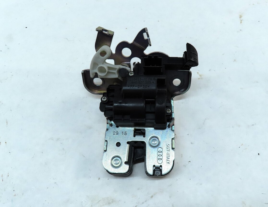 Thumbnail 4: 2017 AUDI A3 (8V) REAR HATCH TRUNK LOCK LATCH ACTUATOR 4H0827505A