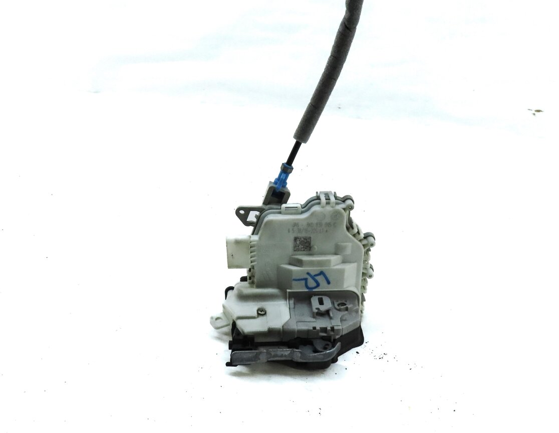 Thumbnail 3: 10-20 VW PORSCHE AUDI A3 A4 A8 S3 S4 Q5 MACAN PANAMERA - LEFT REAR DOOR LATCH