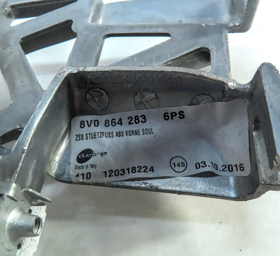 Thumbnail 7: 15-19 AUDI A3 S3 RS3 (8V 8VF) FRONT CENTER CONSOLE ARMREST LID (ROCK GRAY)