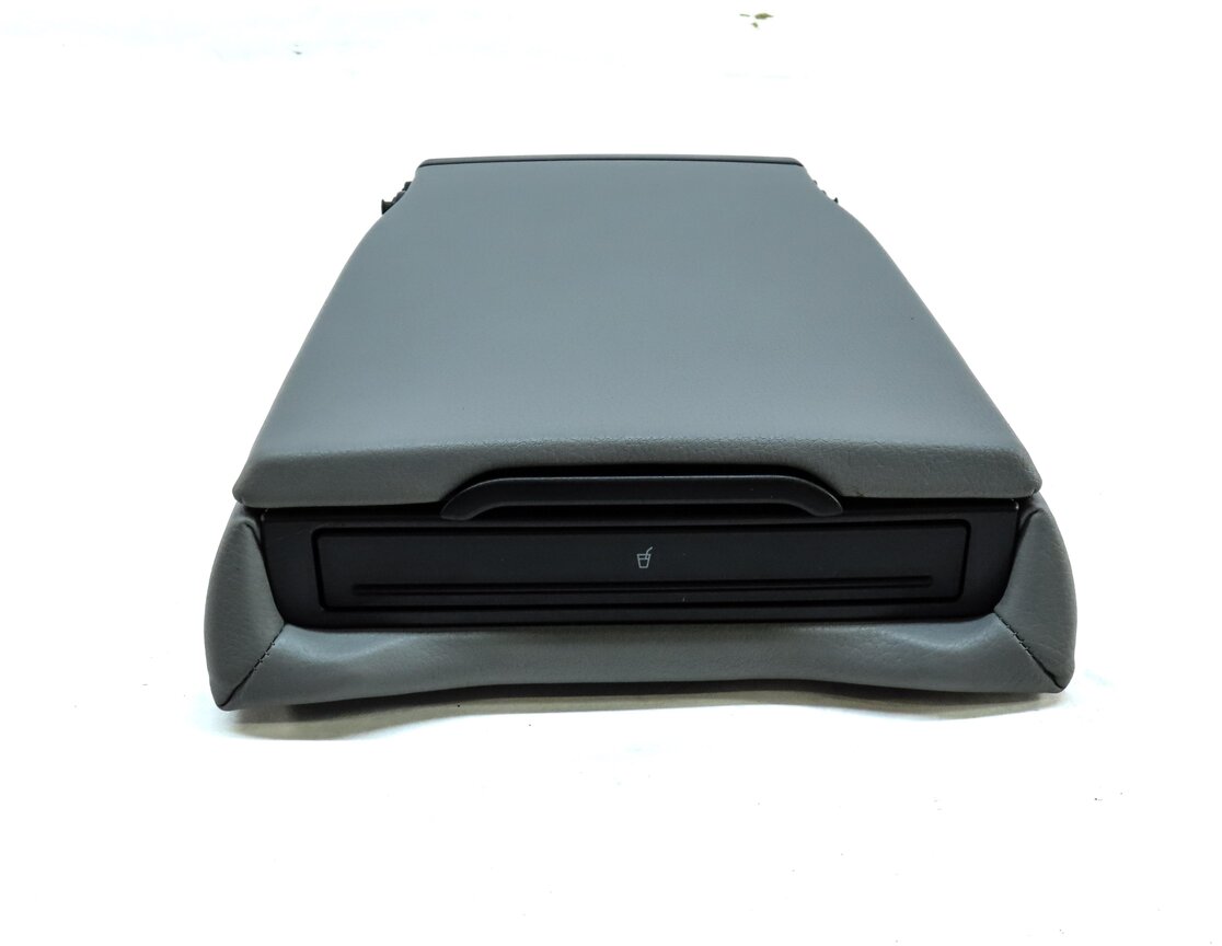 Thumbnail 3: 2017 AUDI A3 (8V) REAR SEAT CENTER FOLD DOWN ARMREST w/ CUPHOLDER (ROCK GRAY)