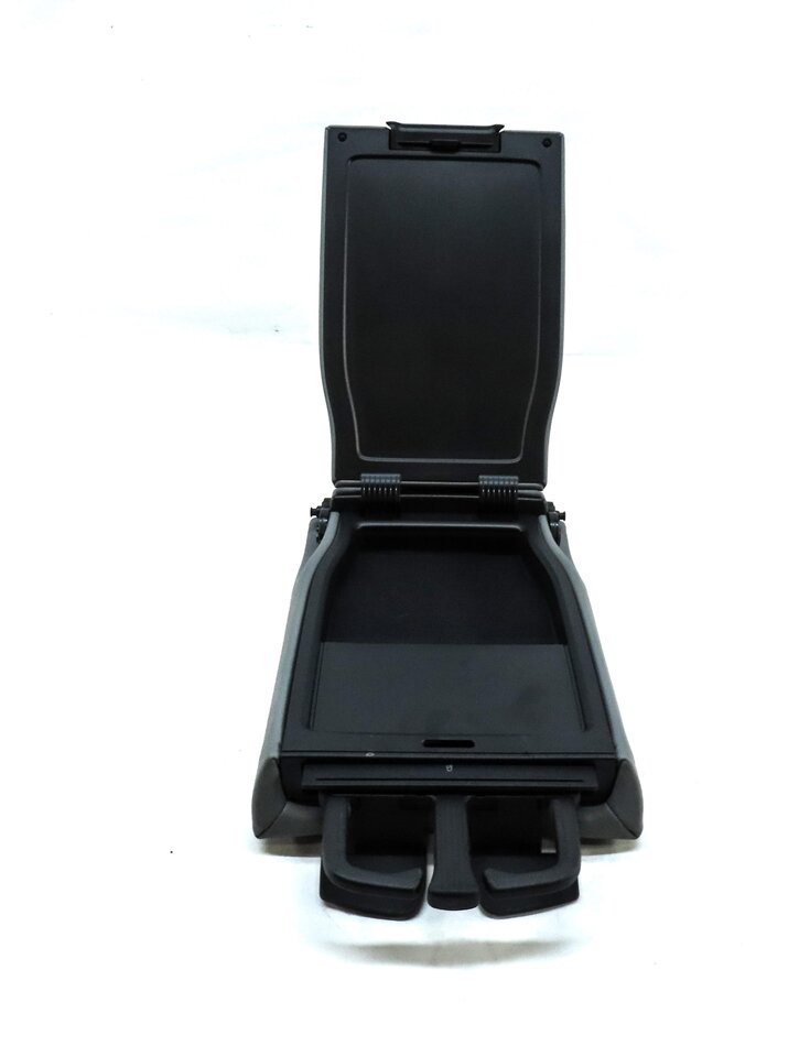 Thumbnail 7: 2017 AUDI A3 (8V) REAR SEAT CENTER FOLD DOWN ARMREST w/ CUPHOLDER (ROCK GRAY)
