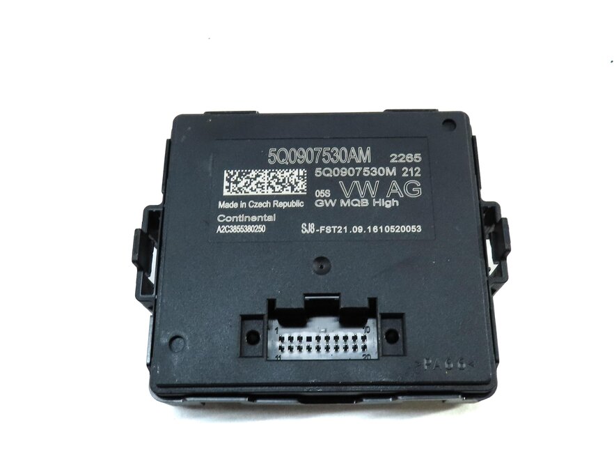 Thumbnail 7: 2017 AUDI A3 (8V) 2.0L TURBO CNTC SPEEDOMETER BODY ENGINE MODULE & LOCK KEY SET