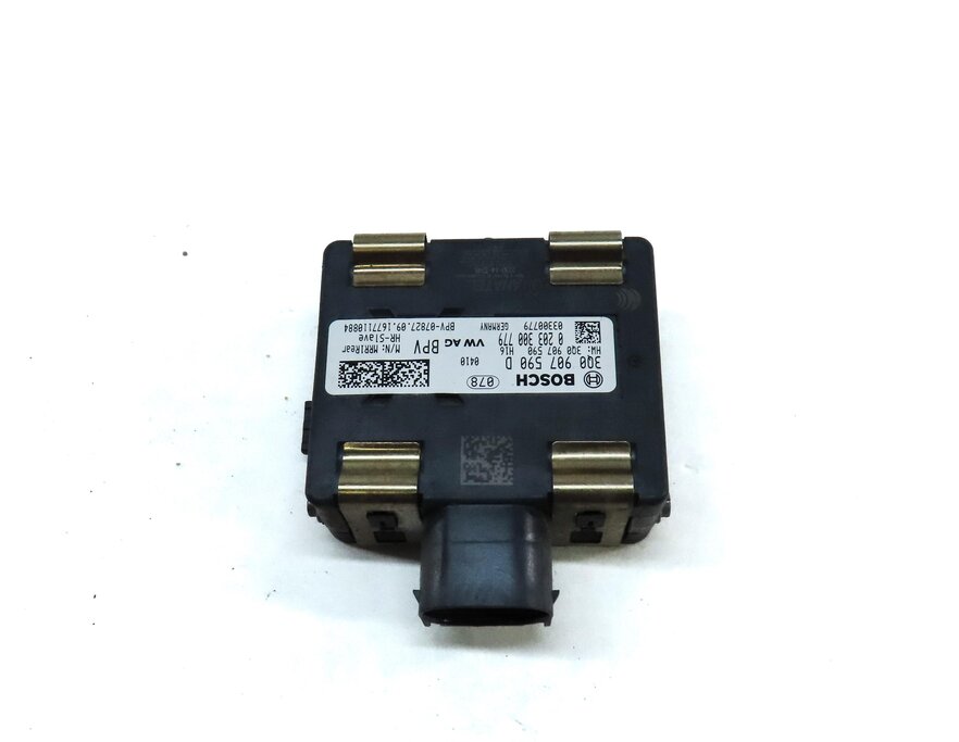 Thumbnail 3: 2017-2019 AUDI A3 S3 RS3 (8V) REAR LEFT BUMPER BLIND SPOT RADAR SENSOR MODULE