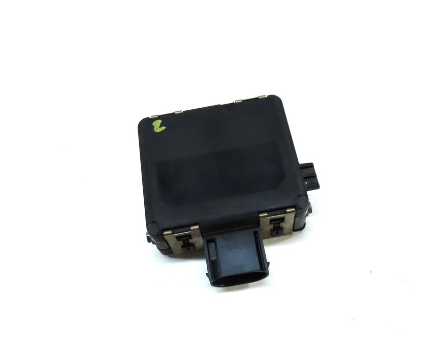 2017-2019 AUDI A3 S3 RS3 (8V) REAR RIGHT BUMPER BLIND SPOT RADAR SENSOR MODULE