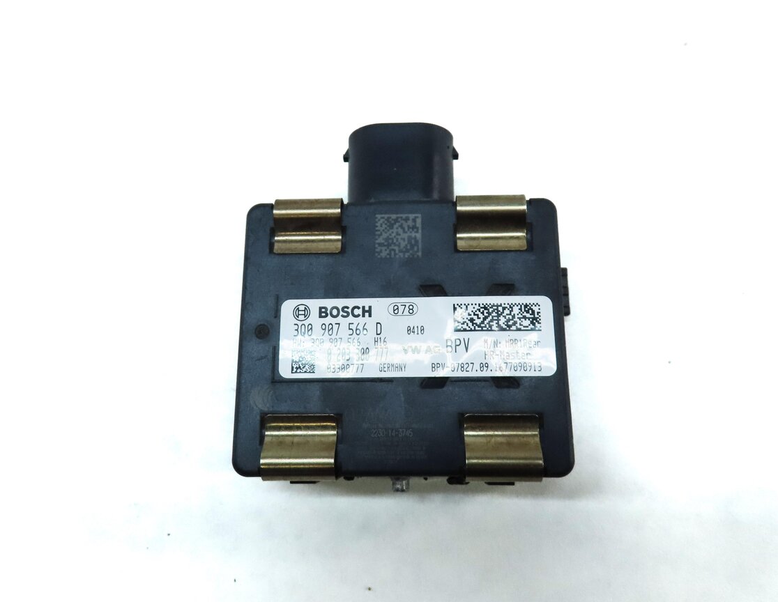 Thumbnail 4: 2017-2019 AUDI A3 S3 RS3 (8V) REAR RIGHT BUMPER BLIND SPOT RADAR SENSOR MODULE