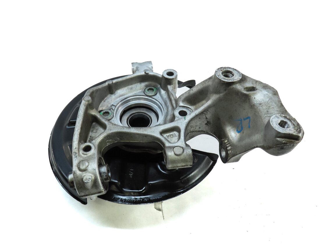 Thumbnail 3: 15-19 VW GOLF / AUDI A3 S3 RS3 (8V) AWD - LEFT REAR SPINDLE KNUCKLE WHEEL HUB