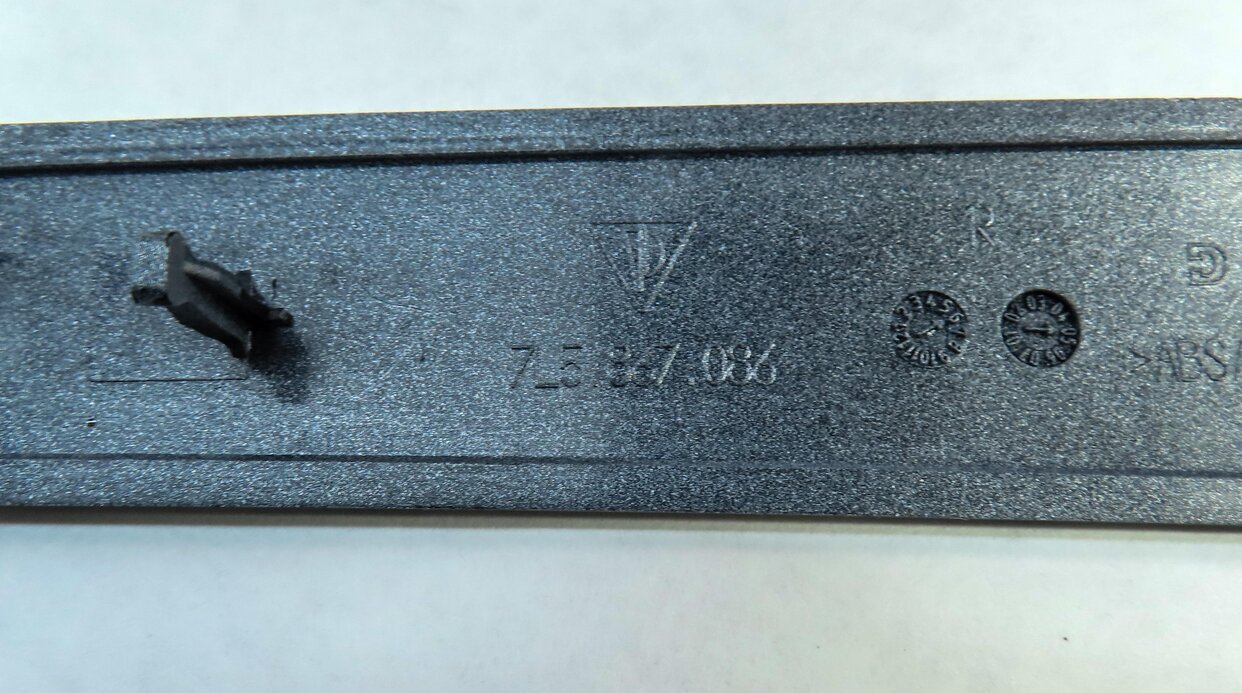Thumbnail 19: 2006 PORSCHE CAYENNE (955) FRONT REAR LEFT RIGHT ALUMINUM TRIM SET 9