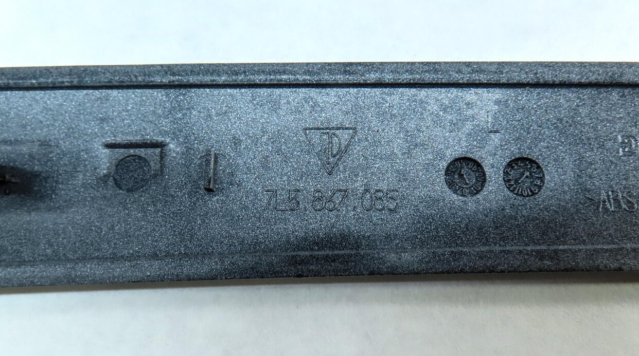 Thumbnail 21: 2006 PORSCHE CAYENNE (955) FRONT REAR LEFT RIGHT ALUMINUM TRIM SET 9
