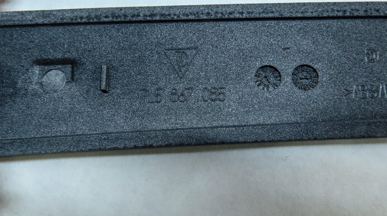 Thumbnail 22: 2006 PORSCHE CAYENNE (955) FRONT REAR LEFT RIGHT ALUMINUM TRIM SET 9