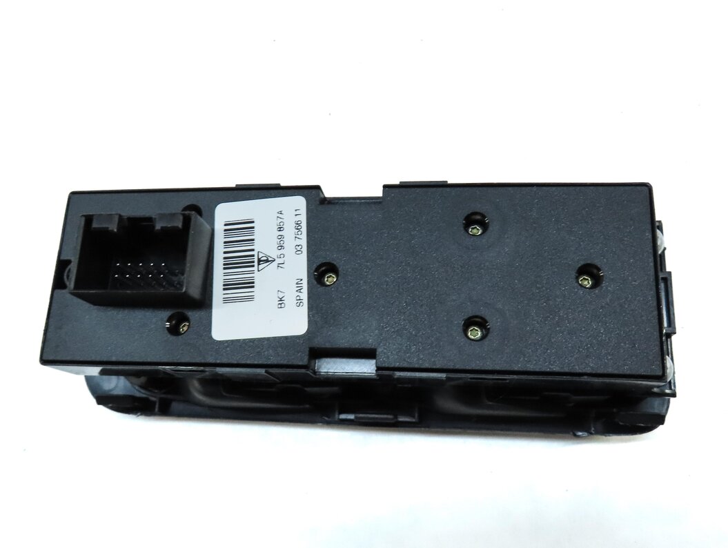 Thumbnail 5: 2003-2010 PORSCHE CAYENNE (955 957) LEFT FRONT DRIVER DOOR WINDOW SWITCH (BLACK)