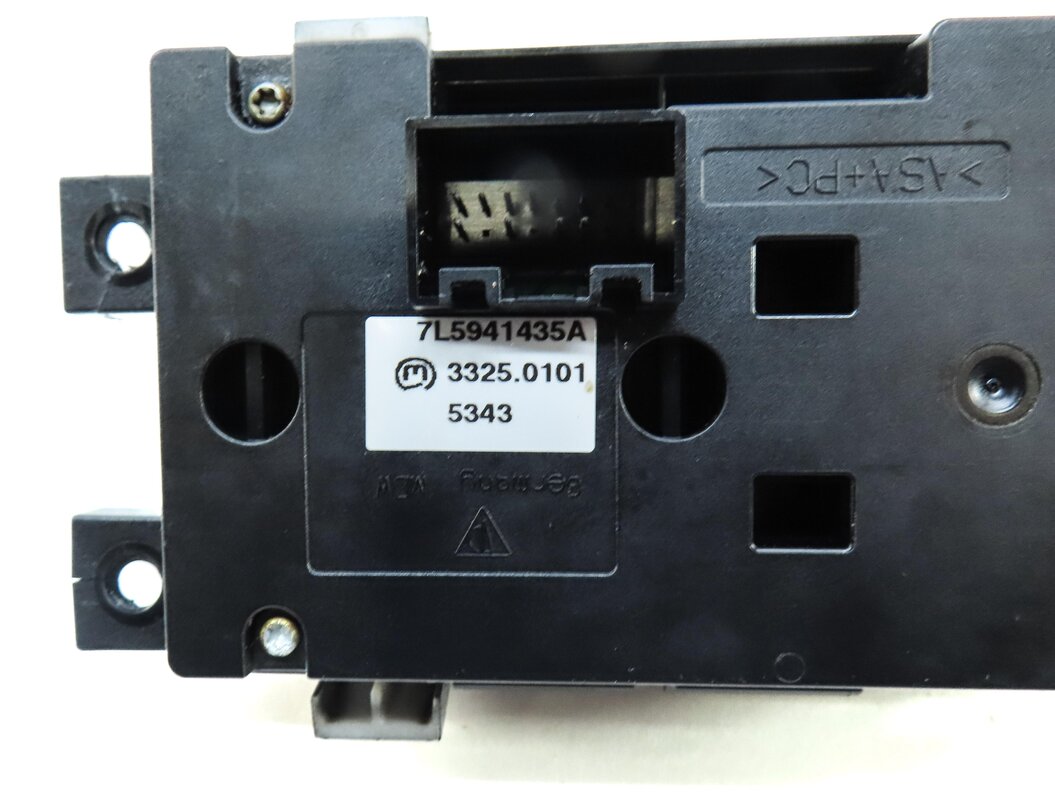 Thumbnail 5: 2006 PORSCHE CAYENNE (955) TERRAIN TRACTION CONTROL SELECTION SWITCH 7L5941435A