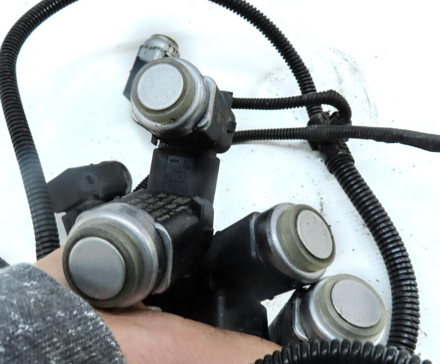Thumbnail 5: 2006 PORSCHE CAYENNE (955) FRONT PARK ASSIST PDC SENSOR SET 5 w/ WIRE HARNESS