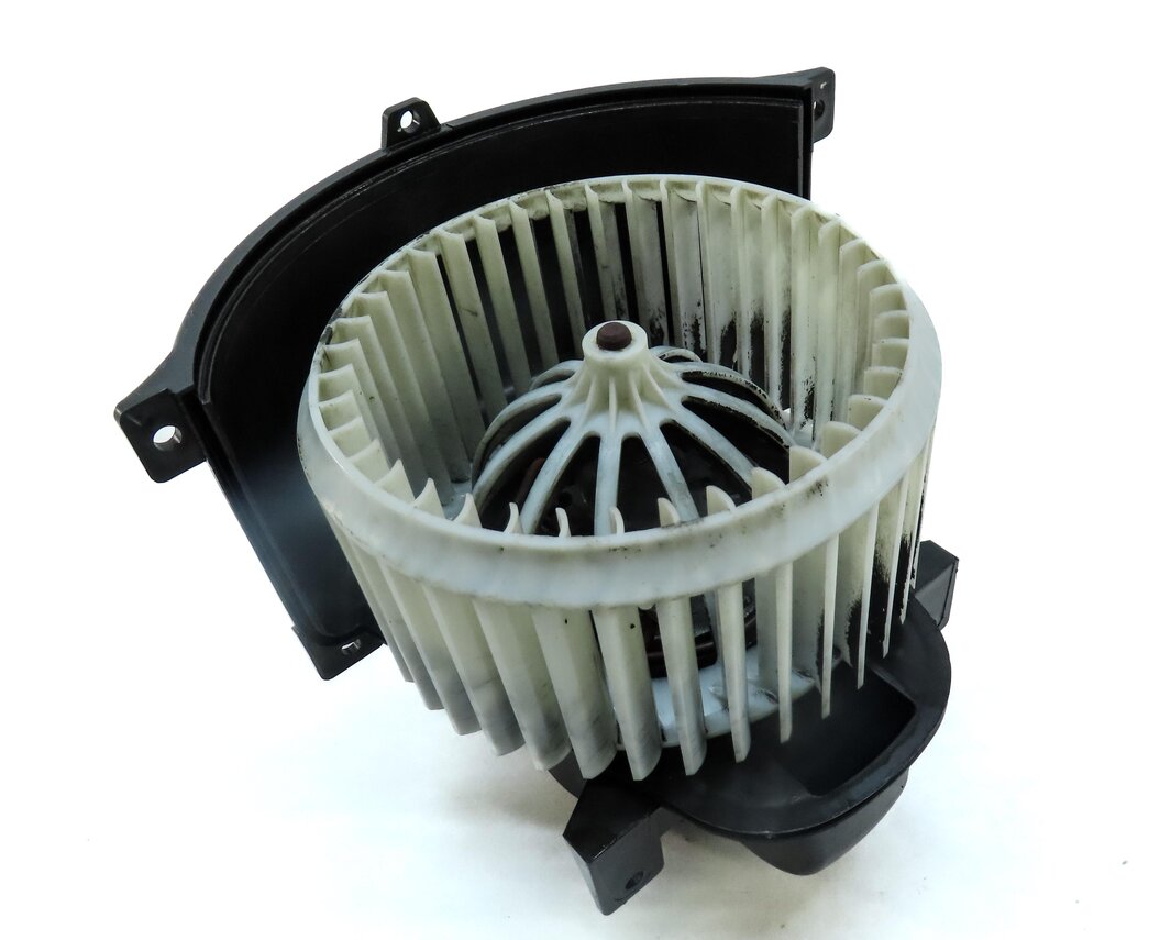 Thumbnail 2: 2003-2010 PORSCHE CAYENNE (955 957) FRONT HVAC HEATER A/C BLOWER FAN MOTOR