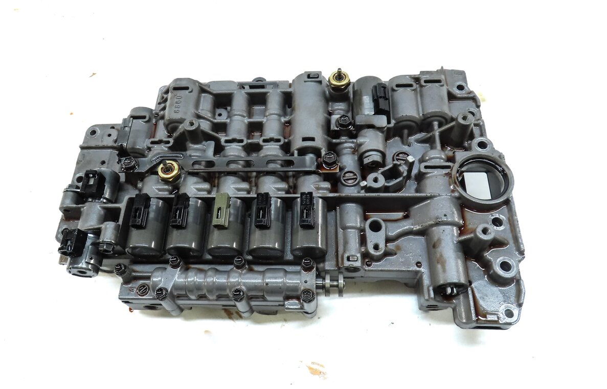 Thumbnail 7: 2003-2006 PORSCHE CAYENNE (955) 3.2L / 4.5L TURBO TRANSMISSION VALVE BODY