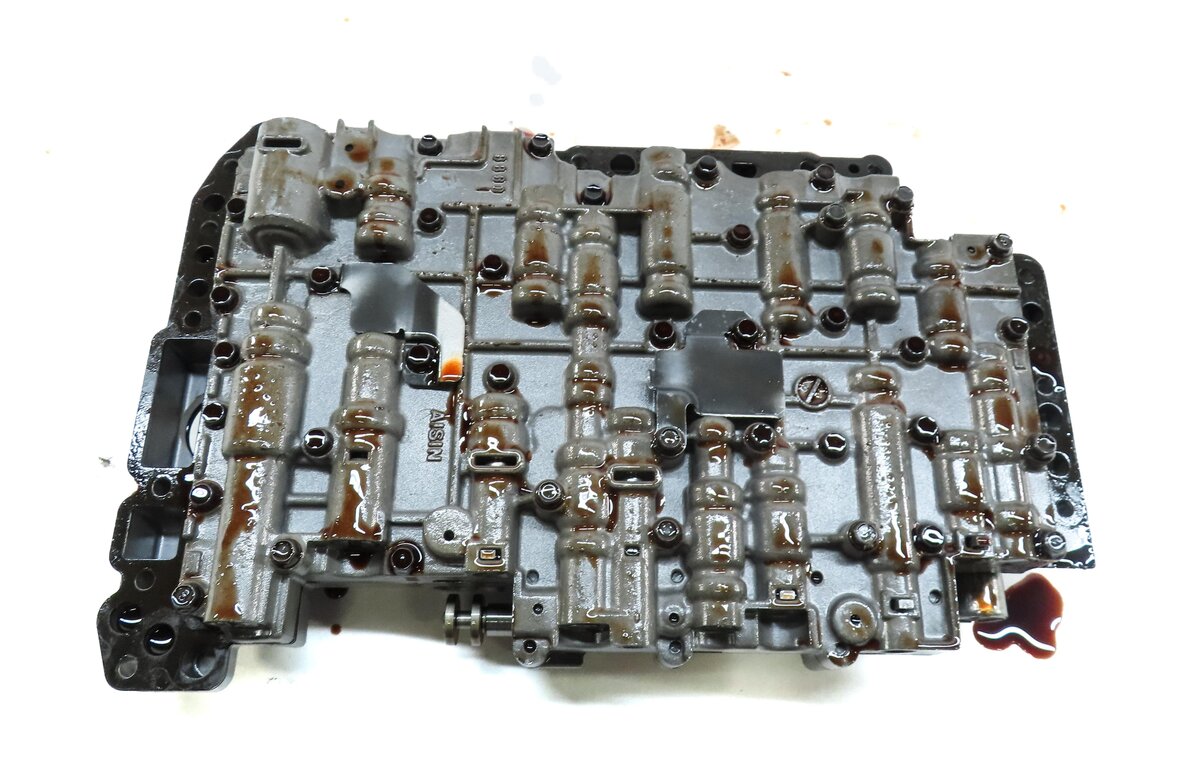 Thumbnail 9: 2003-2006 PORSCHE CAYENNE (955) 3.2L / 4.5L TURBO TRANSMISSION VALVE BODY