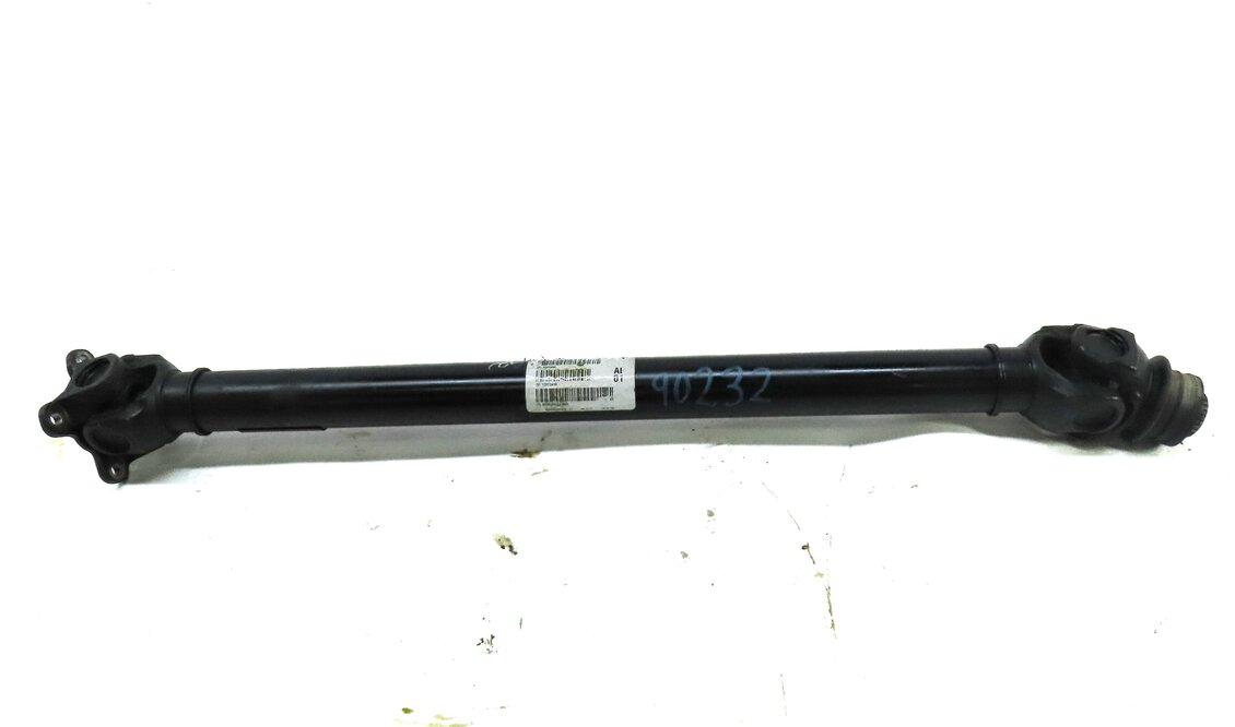 Thumbnail 2: 11-17 BMW X5 X5M X6 X6M (E70 E71 F15 F16 F85 F86) 3.0L / 4.4L - FRONT DRIVESHAFT