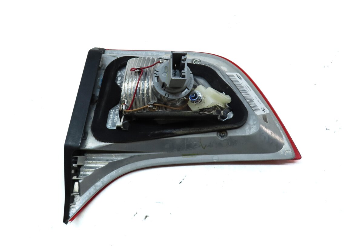 Thumbnail 4: 2008-2012 BMW X6 X6M ///M (E71 E72) LEFT DRIVER REAR INNER TAILLIGHT LIGHT LAMP