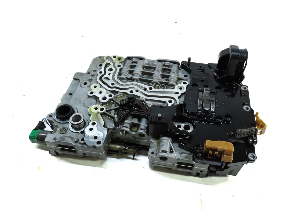 11-14 BMW X5 X6 (E70 E71) 4.4TT 8HP-70X AUTOMATIC TRANSMISSION AUTO VALVE BODY