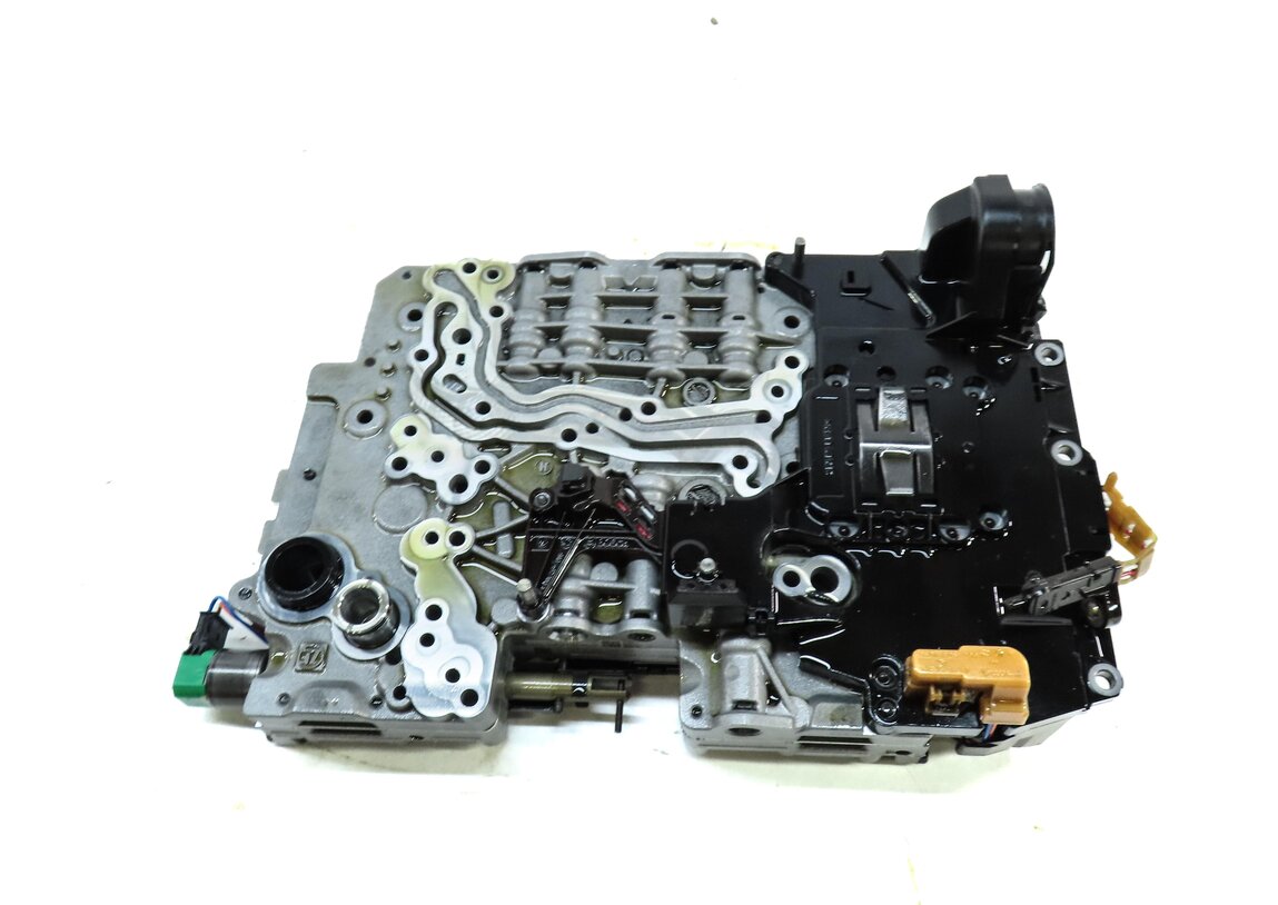 Thumbnail 2: 11-14 BMW X5 X6 (E70 E71) 4.4TT 8HP-70X AUTOMATIC TRANSMISSION AUTO VALVE BODY