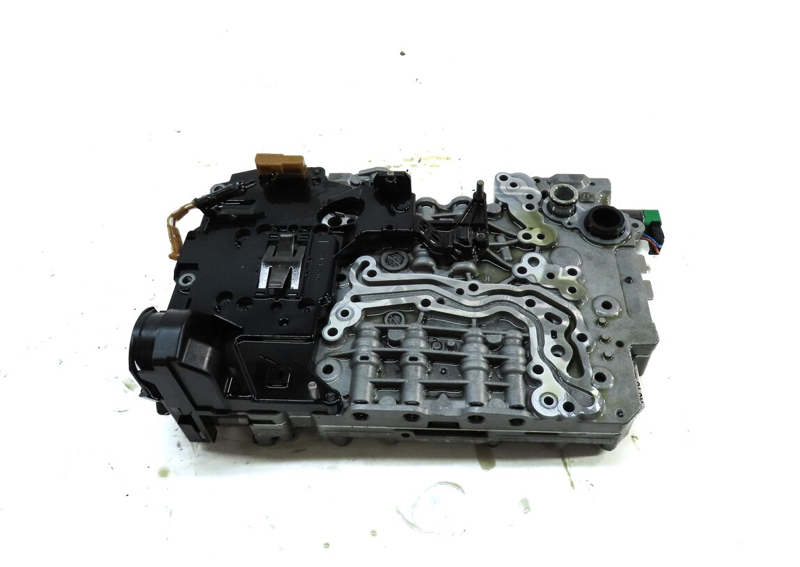 Thumbnail 3: 11-14 BMW X5 X6 (E70 E71) 4.4TT 8HP-70X AUTOMATIC TRANSMISSION AUTO VALVE BODY