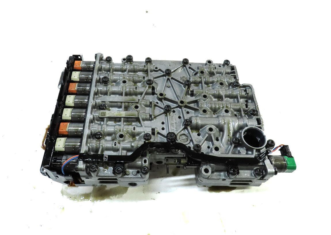 Thumbnail 4: 11-14 BMW X5 X6 (E70 E71) 4.4TT 8HP-70X AUTOMATIC TRANSMISSION AUTO VALVE BODY