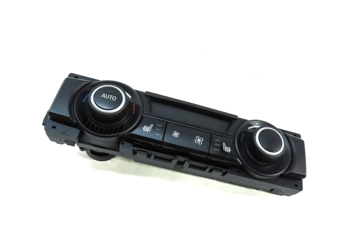 Thumbnail 1: 2012 BMW X6 (E71) REAR HVAC A/C HEATER CLIMATE CONTROL SWITCH BUTTON KNOB PANEL