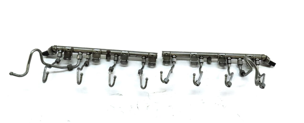 Thumbnail 2: 2012 BMW X6 (E71) 4.4L TURBO N63 ENGINE LEFT & RIGHT FUEL RAIL SET 2 w/ LINES