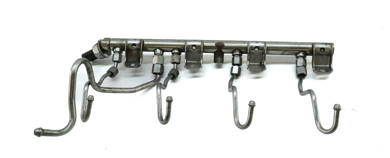 Thumbnail 7: 2012 BMW X6 (E71) 4.4L TURBO N63 ENGINE LEFT & RIGHT FUEL RAIL SET 2 w/ LINES