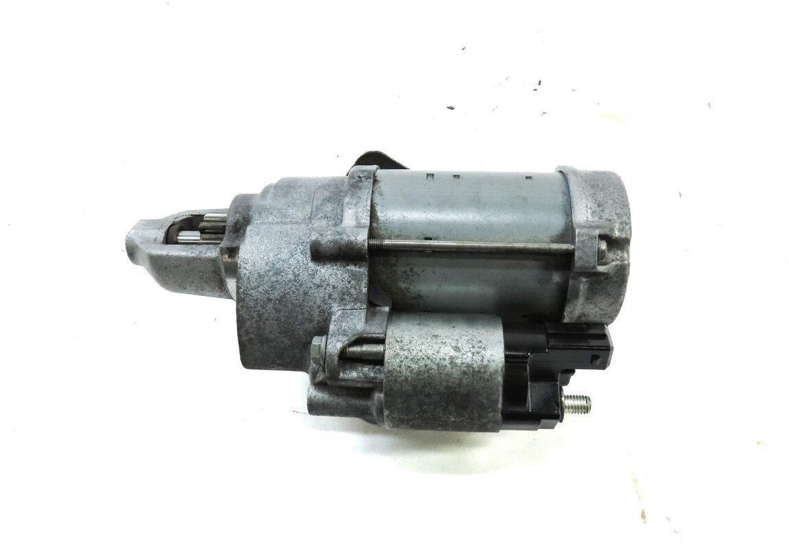 Thumbnail 4: 09-14 BMW 550i 650i 750i B7 X5 X6 (F10 F01 E70 E71) 4.4 TWIN TURBO STARTER MOTOR
