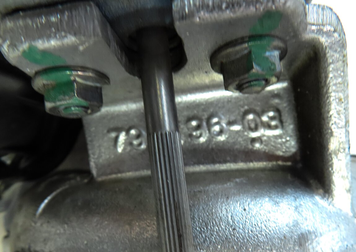Thumbnail 6: 08-14 BMW 550i 750i X5 X6 (E70 E71 F01 F10) 4.4L N63 ENGINE - LEFT TURBOCHARGER