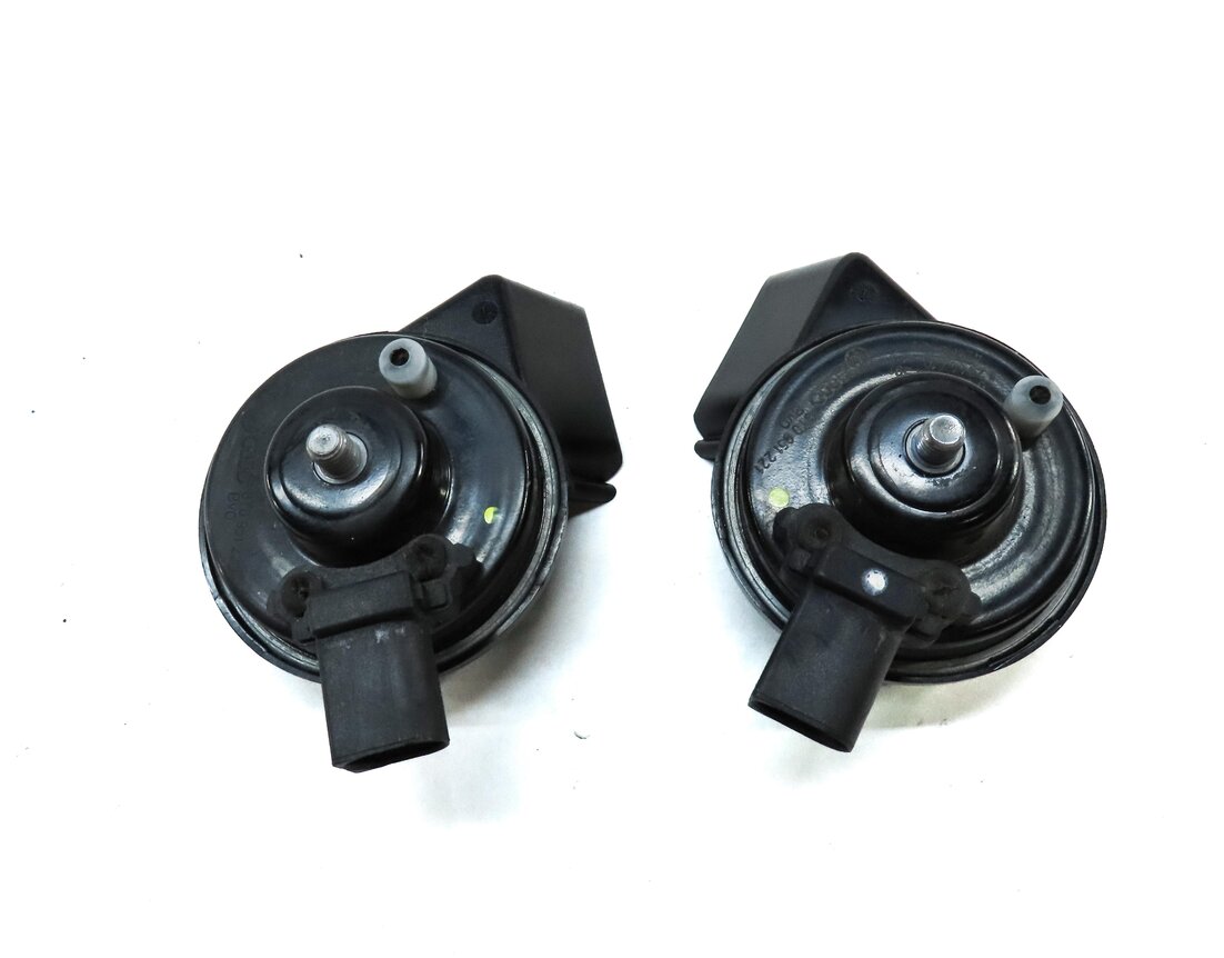 Thumbnail 3: 2008-2017 AUDI A4 A5 S4 S5 Q5 (B8 8K 8R 8T) HIGH & LOW TONE SAFETY HORN SET