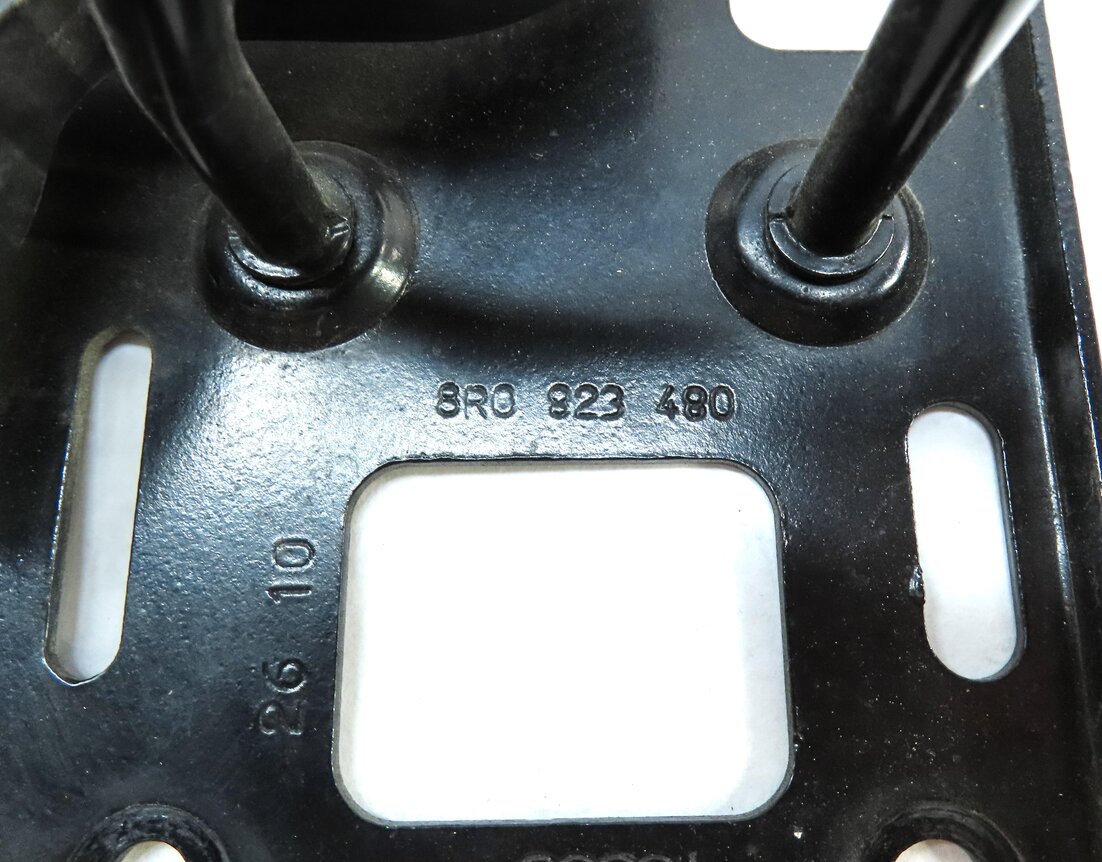 Thumbnail 6: 2011 AUDI Q5 (B8 8R) FRONT HOOD SAFETY LATCH RELEASE CATCH HOOK LEVER