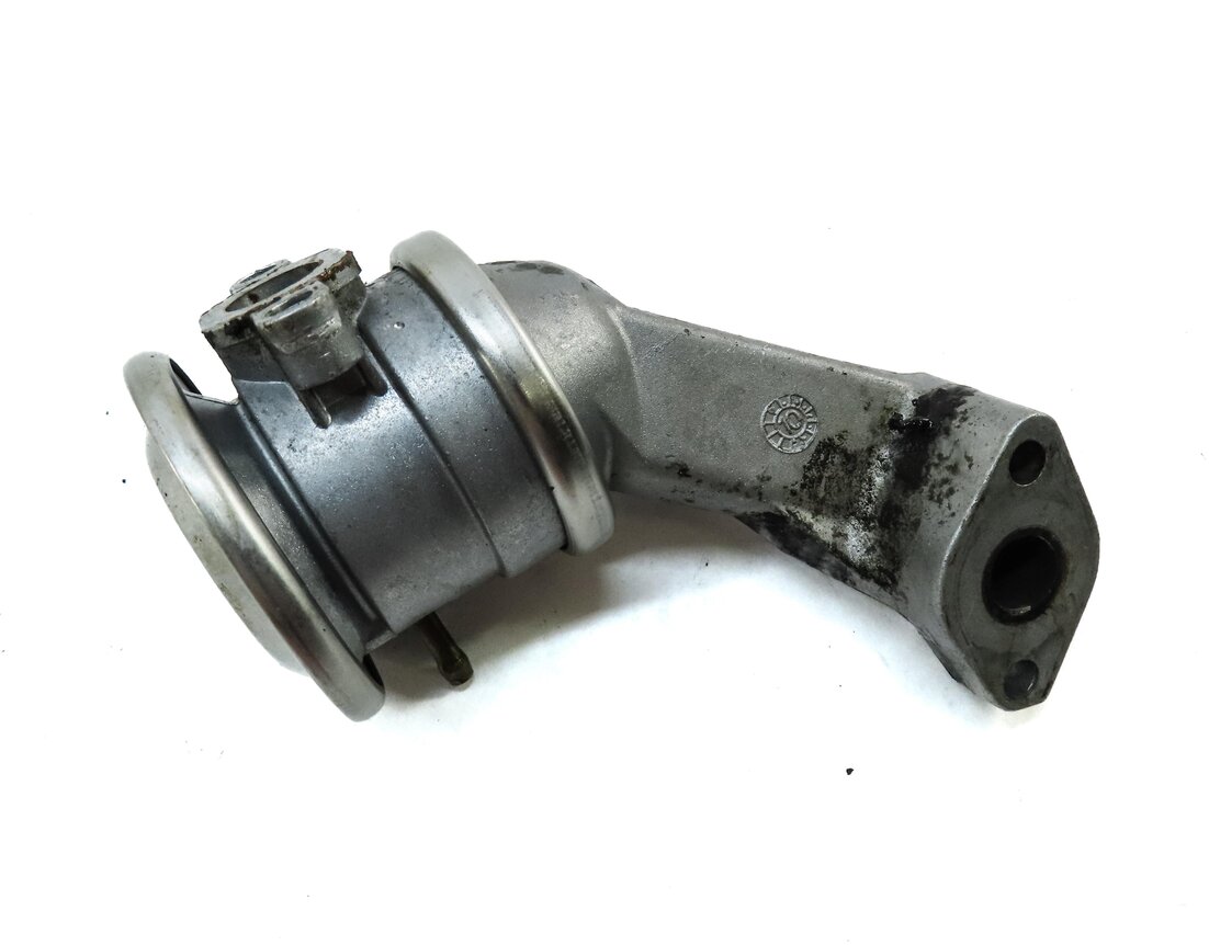 Thumbnail 5: 2011 AUDI Q5 (B8 8R) 3.2L CALB FSI SECONDARY AIR INJECTION PUMP CHECK VALVE SET