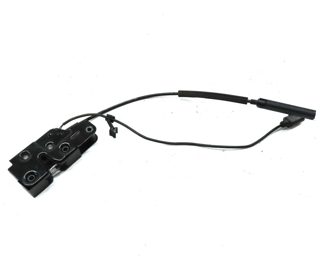 Thumbnail 5: 2011 AUDI Q5 (B8 8R) FRONT LOWER HOOD LOCK LATCH STRIKER PLATE