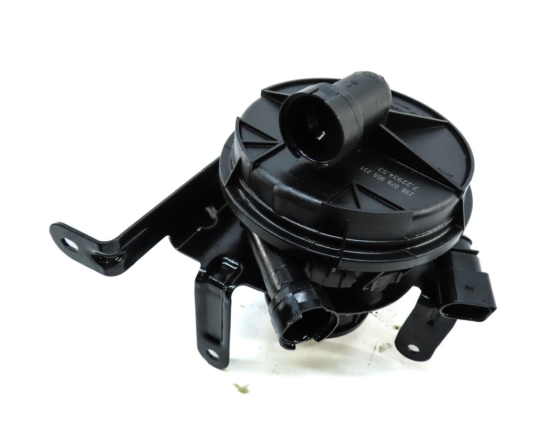2011 AUDI Q5 (B8 8R) 3.2L CALB FSI SECONDARY AIR INJECTION SMOG EMISSION PUMP