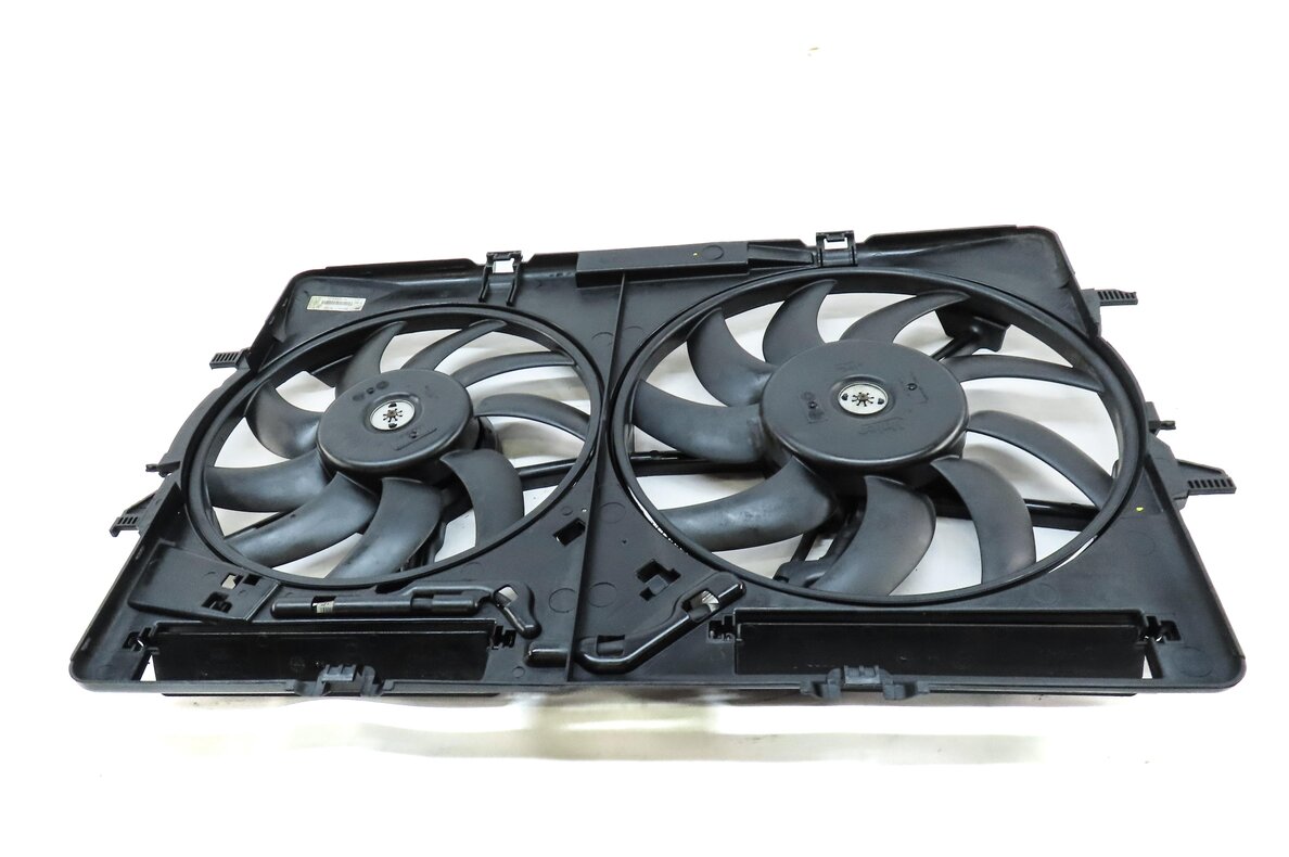 Thumbnail 2: 09-17 AUDI A4 A5 Q5 S4 (B8 8T 8R) 2.0L 3.0L 3.2L RADIATOR COOLING FAN w/ SHROUD
