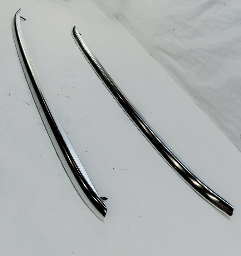 Thumbnail 4: 2011 AUDI Q5 (B8 8R) LEFT & RIGHT ROOF RACK RAIL SET-2 (SILVER)
