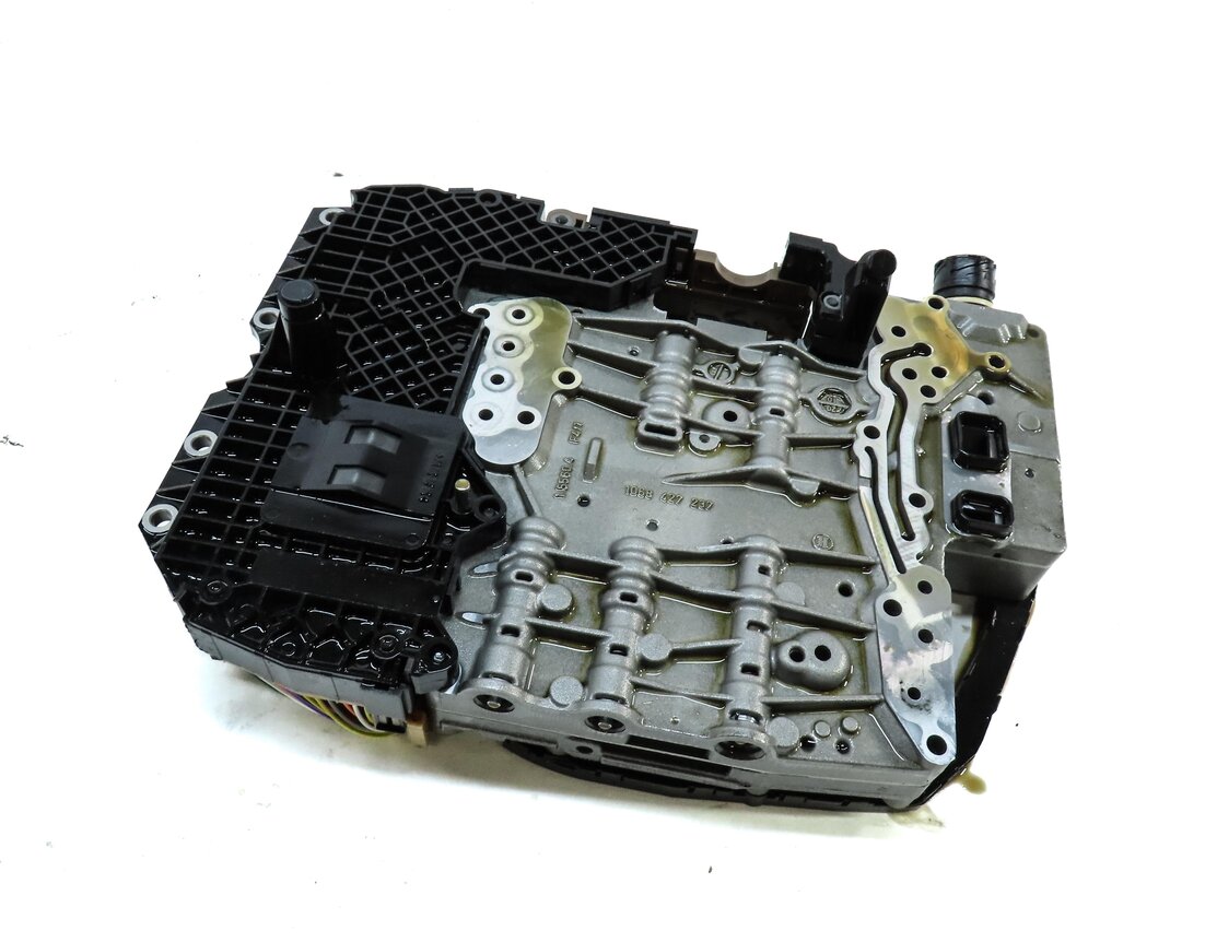 2009-2012 AUDI Q5 (8R) 3.2L V6 A/T AUTO AUTOMATIC TRANSMISSION VALVE BODY