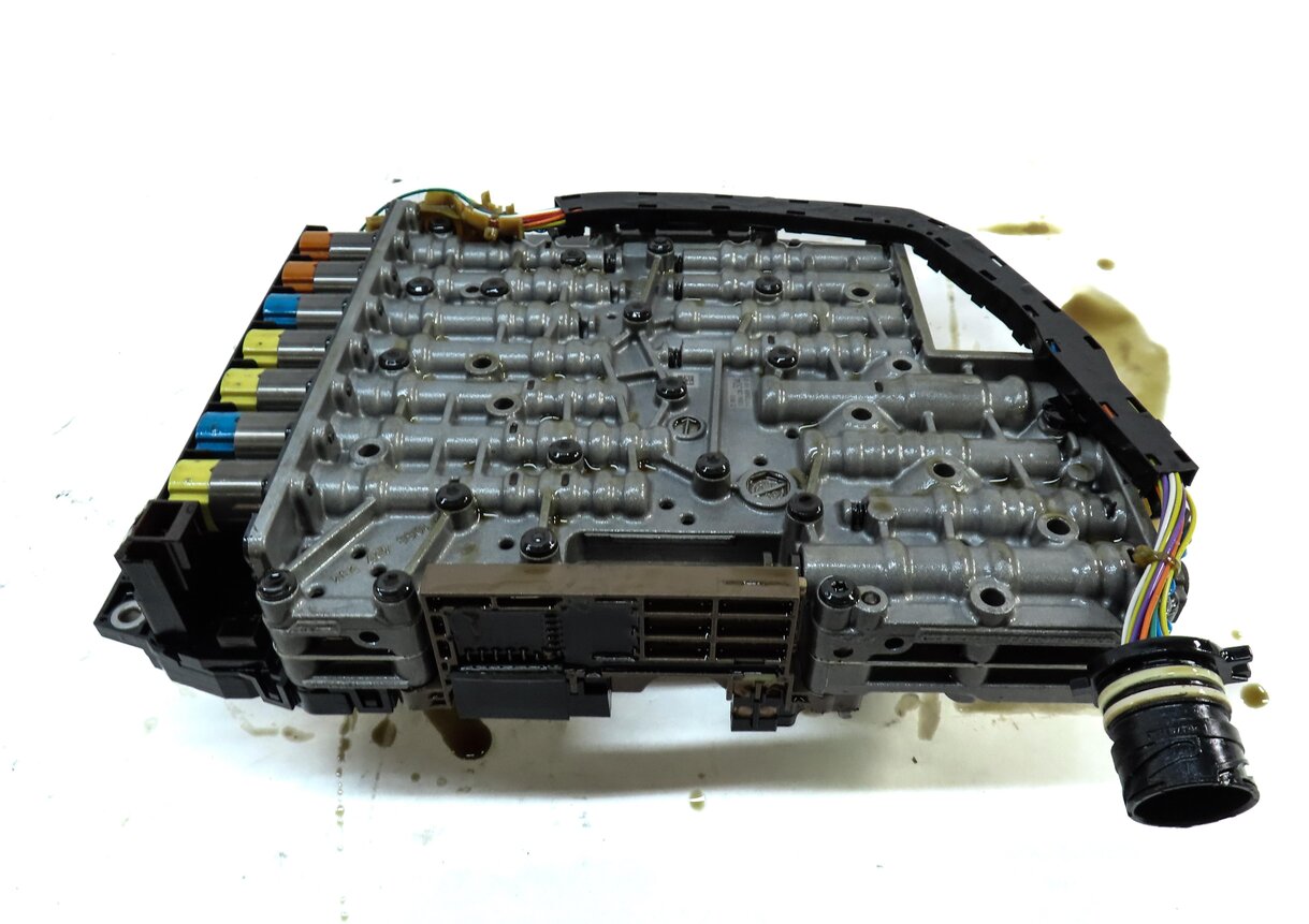 Thumbnail 5: 2009-2012 AUDI Q5 (8R) 3.2L V6 A/T AUTO AUTOMATIC TRANSMISSION VALVE BODY