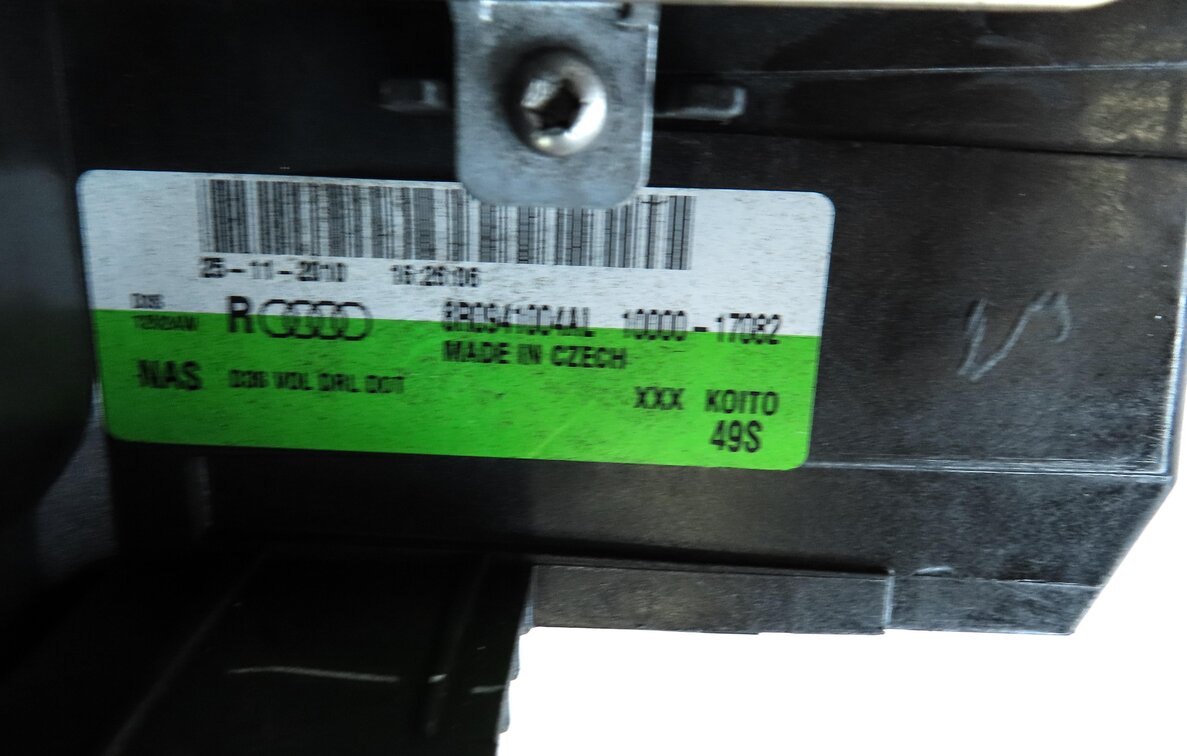 Thumbnail 11: 2009-2012 AUDI Q5 (8R) RIGHT PASSENGER HID XENON HEADLIGHT LIGHT LAMP (NON AFS)