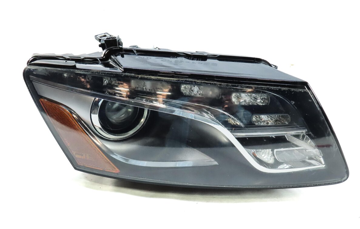 Thumbnail 4: 2009-2012 AUDI Q5 (8R) RIGHT PASSENGER HID XENON HEADLIGHT LIGHT LAMP (NON AFS)