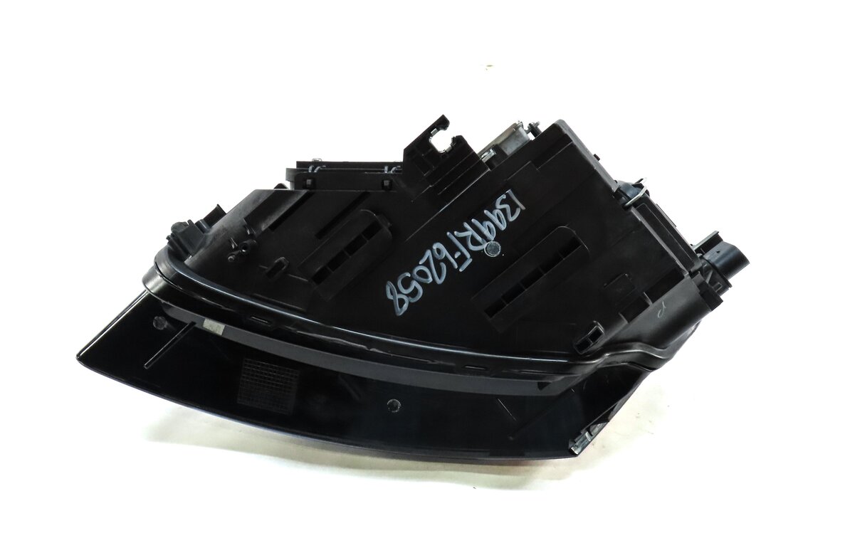 Thumbnail 6: 2009-2012 AUDI Q5 (8R) RIGHT PASSENGER HID XENON HEADLIGHT LIGHT LAMP (NON AFS)