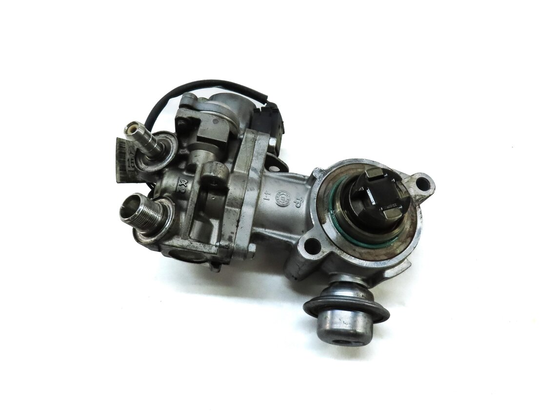 12-15 MERCEDES C250 SLK250 (R172 W204) 1.8L TURBO ENGINE HIGH PRESSURE FUEL PUMP