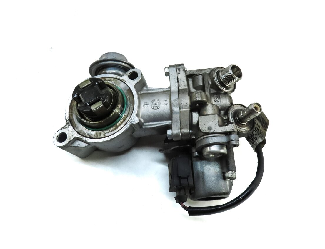 Thumbnail 3: 12-15 MERCEDES C250 SLK250 (R172 W204) 1.8L TURBO ENGINE HIGH PRESSURE FUEL PUMP