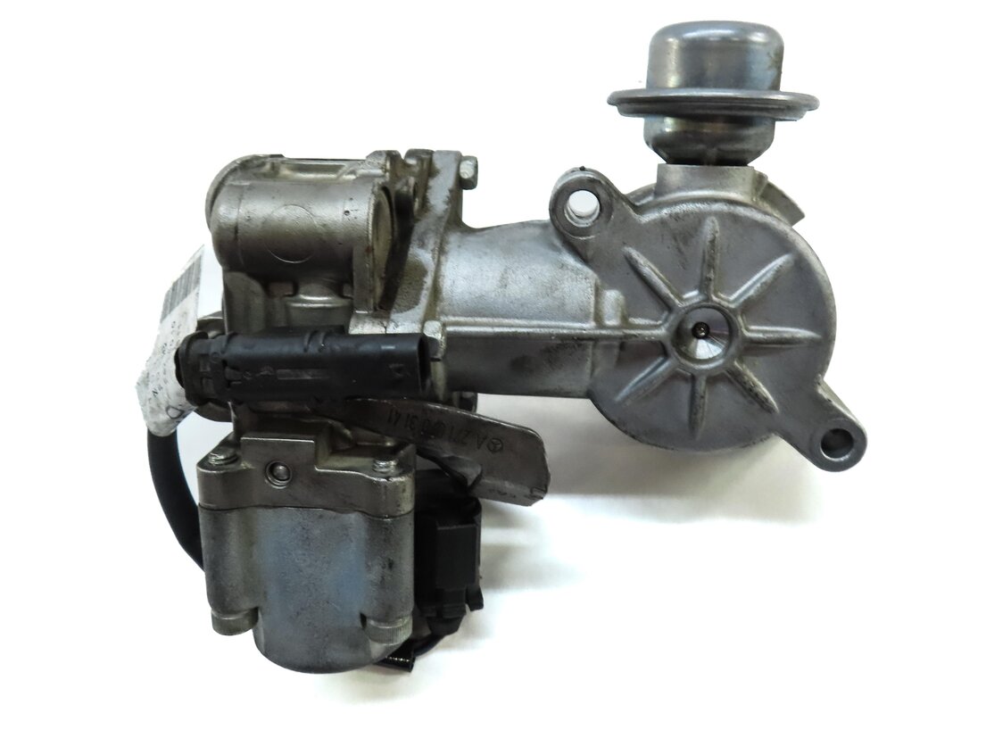 Thumbnail 4: 12-15 MERCEDES C250 SLK250 (R172 W204) 1.8L TURBO ENGINE HIGH PRESSURE FUEL PUMP