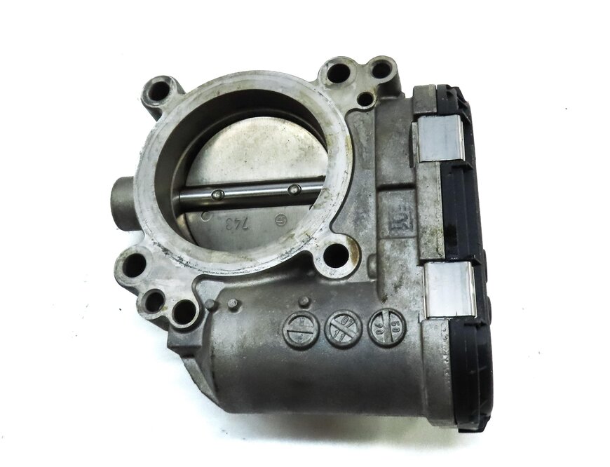 Thumbnail 4: 06-15 MERCEDES B200 C250 SLK250 (R172 W204 W245) 1.8L TURBO ENGINE THROTTLE BODY